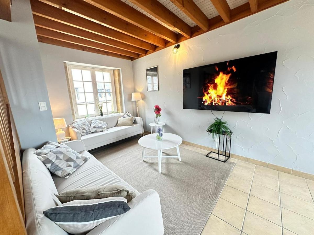 S Bayleved'Air Duplex Vue Chateau, Balneo Et Sauna Sedan Exterior photo