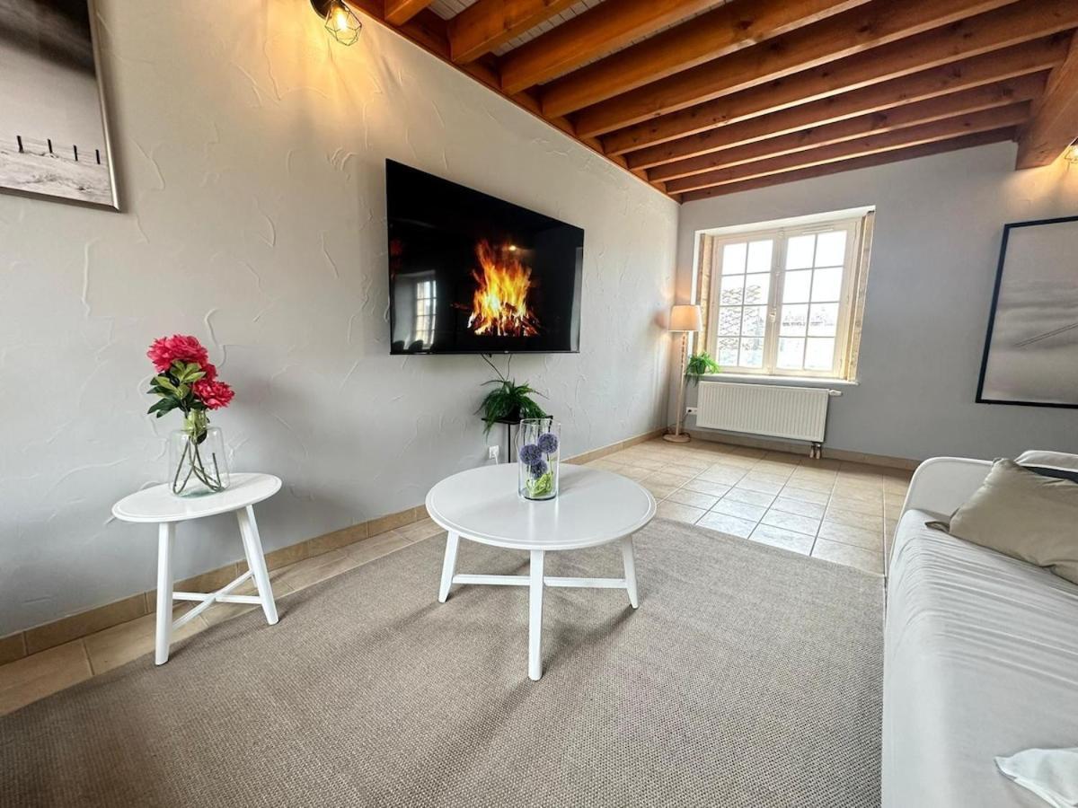 S Bayleved'Air Duplex Vue Chateau, Balneo Et Sauna Sedan Exterior photo
