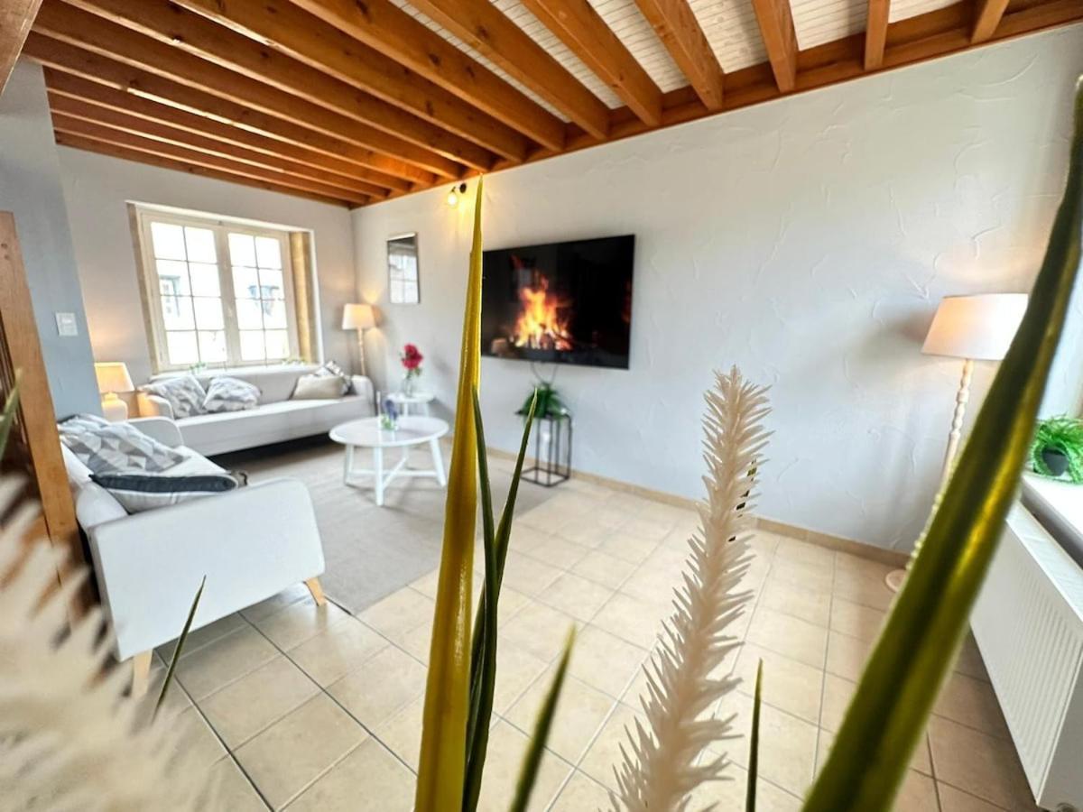 S Bayleved'Air Duplex Vue Chateau, Balneo Et Sauna Sedan Exterior photo